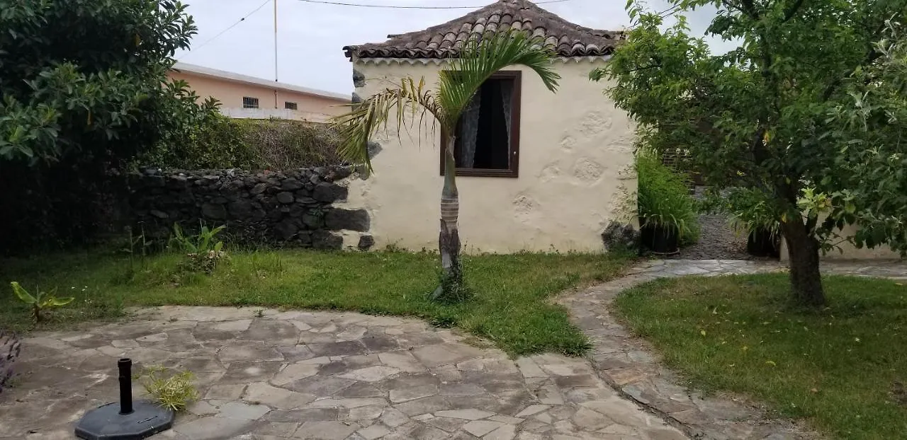 イコー・デ・ロス・ビノスLa Casita De La Vegaアパートメント イコー・デ・ロス・ビノス