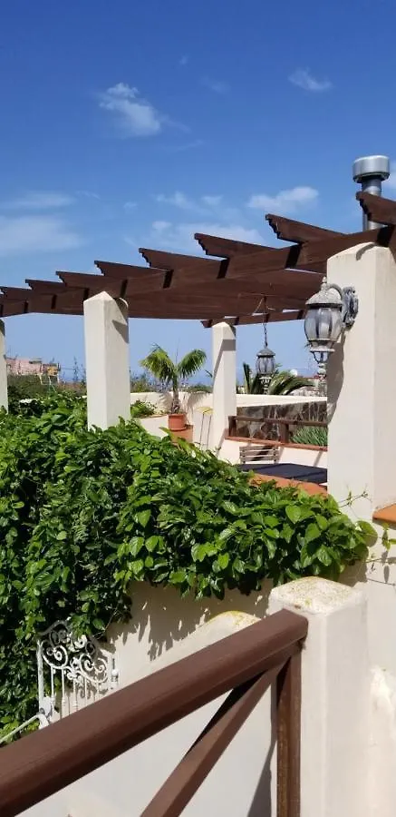 イコー・デ・ロス・ビノスLa Casita De La Vegaアパートメント アパート